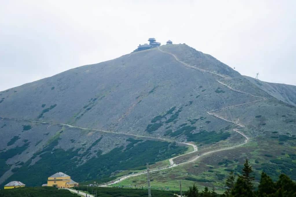 Ile km ma niebieski szlak na Śnieżkę? Sprawdź, co warto wiedzieć