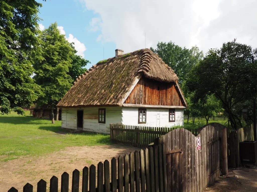 Skansen Wsi Radomskiej: Odkryj bogactwo kulturowego dziedzictwa