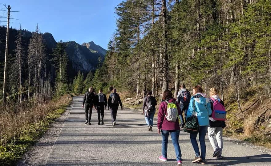 Ile km ma szlak na Morskie Oko? Poznaj trudności i czas wędrówki