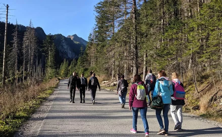 Ile km ma szlak na Morskie Oko? Poznaj trudności i czas wędrówki