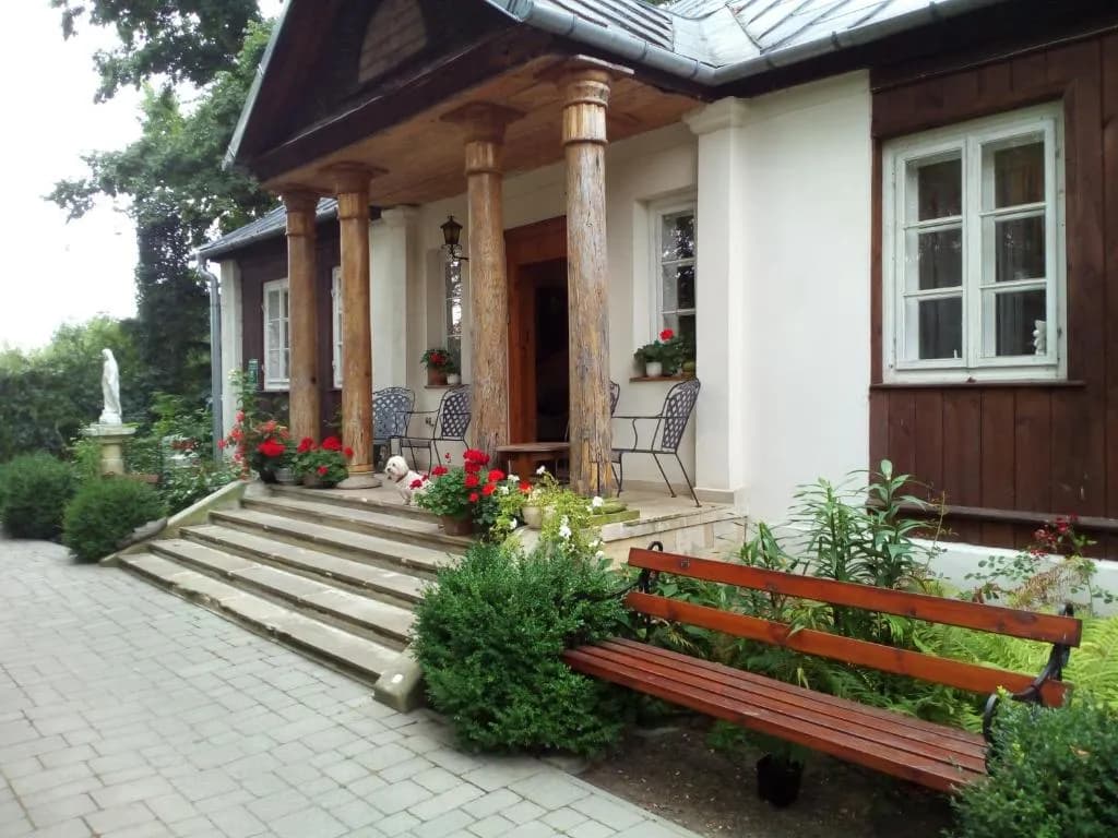 Dworek ojca Mateusza w Sandomierzu - idealne miejsce na wypoczynek