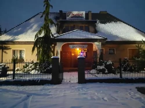 Dworek Zawadzkich Kruszyn - idealne miejsce na relaks i smakowite dania