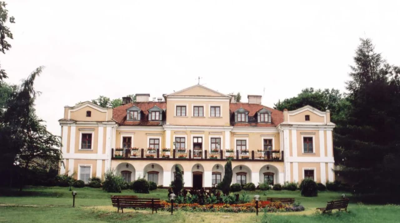 Najciekawsze atrakcje w Przysusze, które musisz odwiedzić