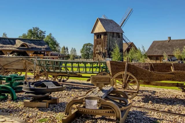 Niezapomniane atrakcje w Skansen Bicz – co warto zobaczyć?